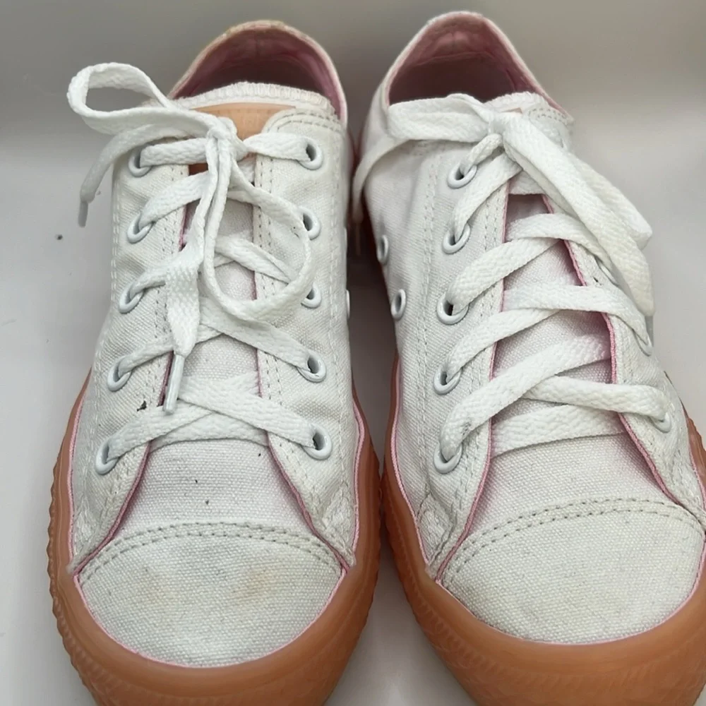Coverse One Star Puff Low Top Unisex Size 2 All Star‎ Sneakers